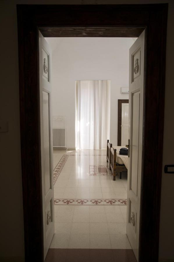 Palazzo Italia Apartments Bari Exterior photo
