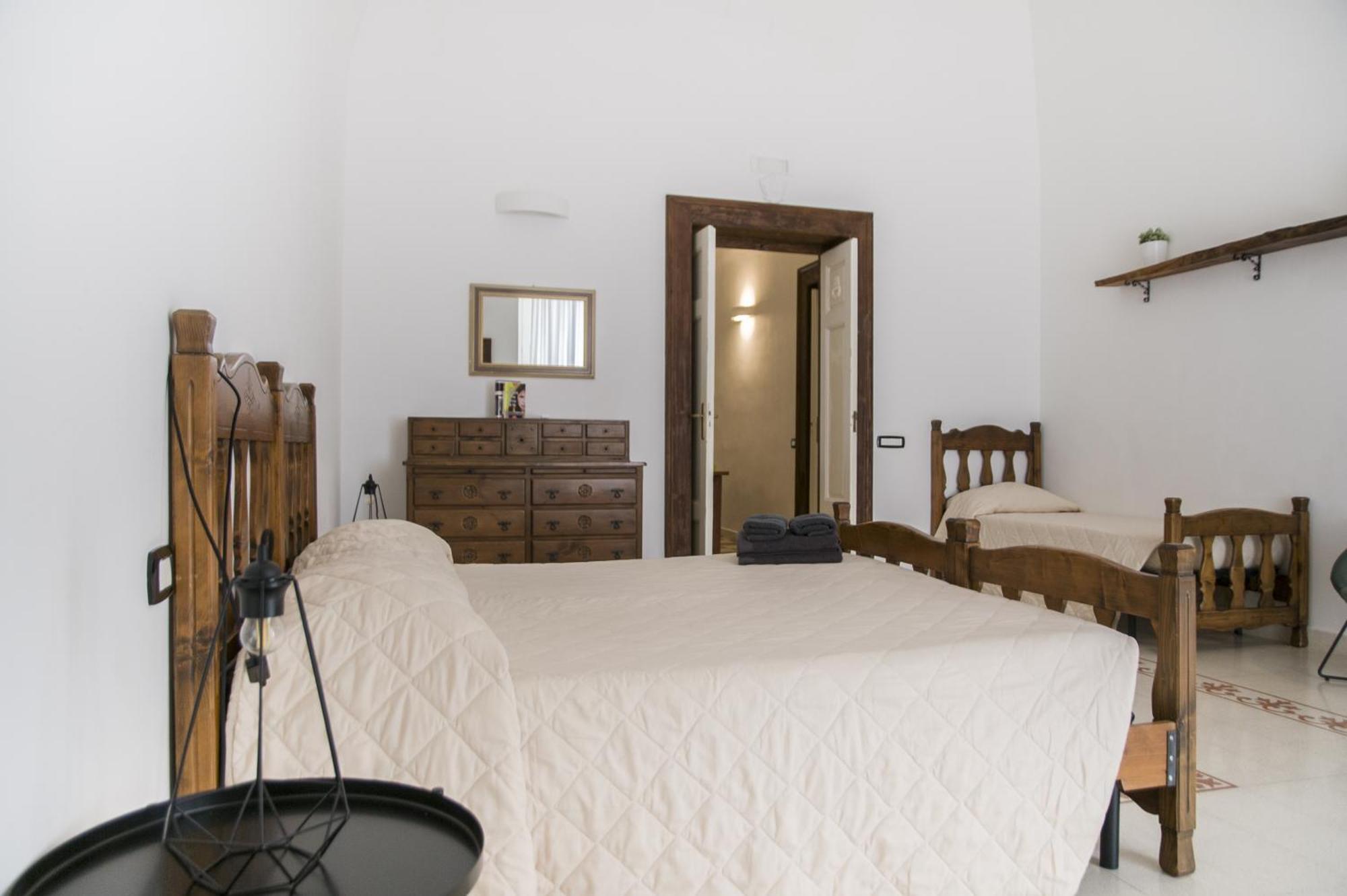 Palazzo Italia Apartments Bari Exterior photo
